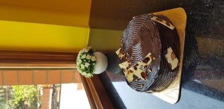 Chocolate Hazelnut Fudge Cake 1 Kg