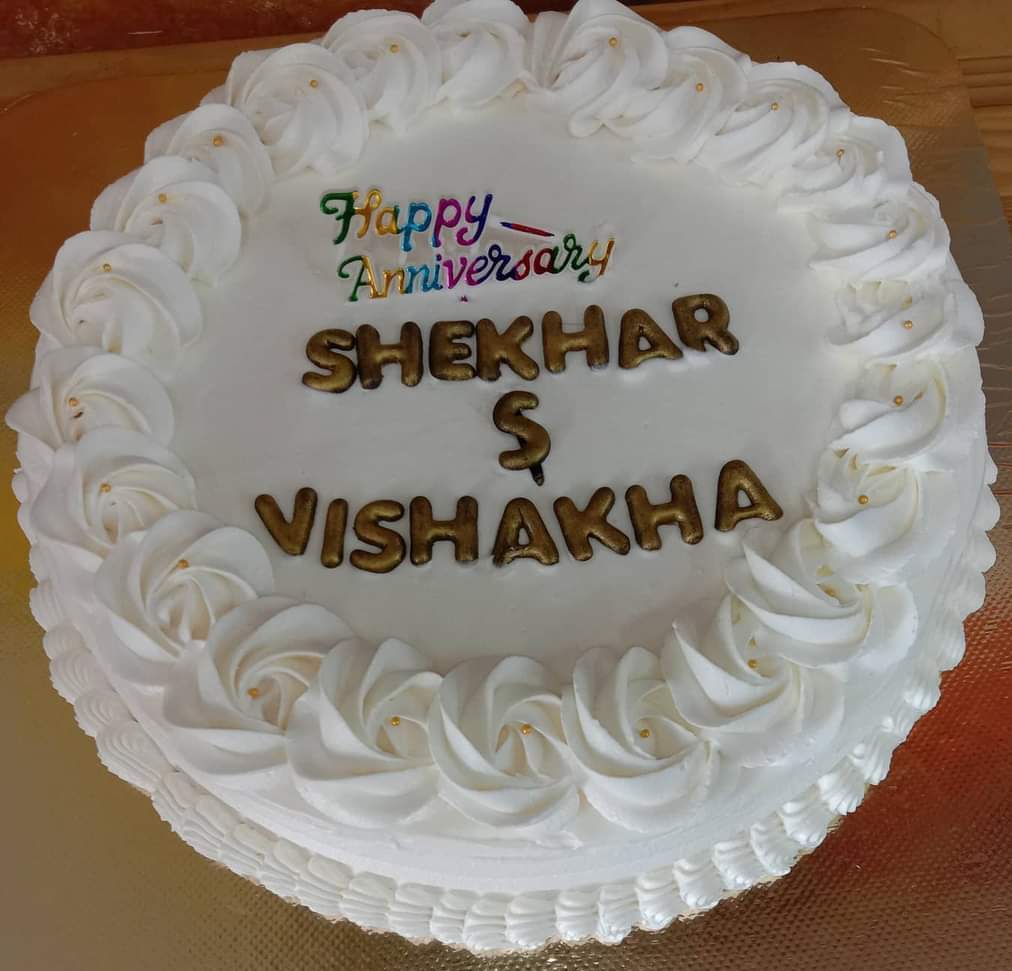 Happy Anniversary Vanilla Cake