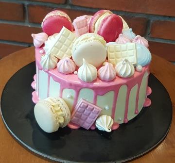 Pink Macaroon and Meringue Cake - 2 Kg